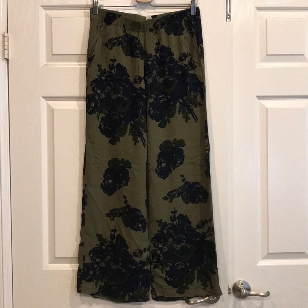 H&M floral pants